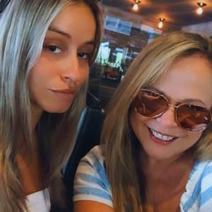 Meet your Posher, Gabrielle